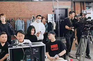 拍攝花(huā)絮
